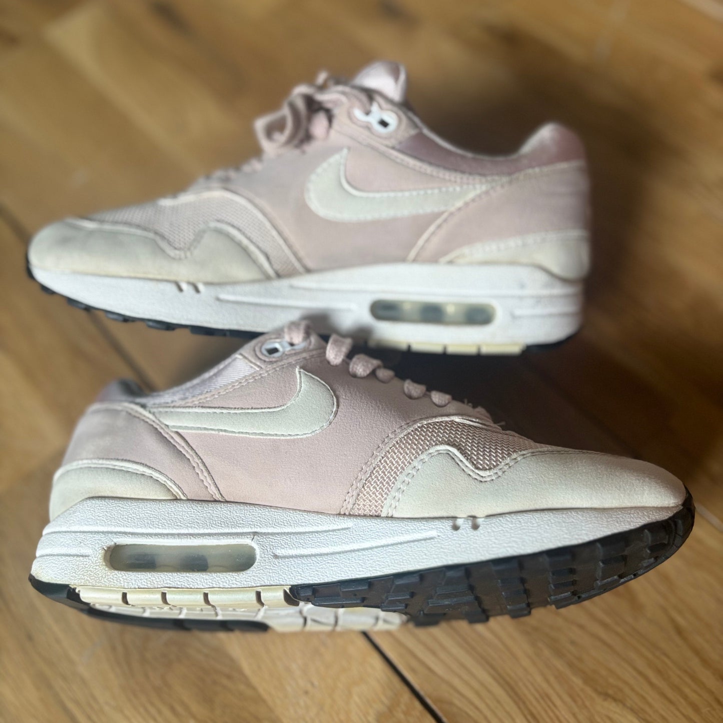 Nike airmax motif pink & white trainers womens uk 5